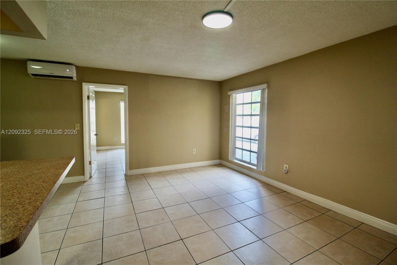 2290 NW North River Dr , Unit 13, Miami, FL 33125 Photo