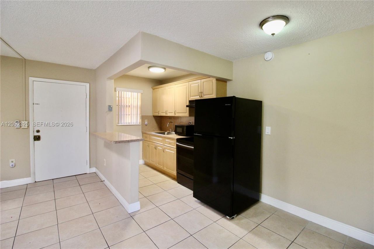 2290 NW North River Dr , Unit 13, Miami, FL 33125 Photo