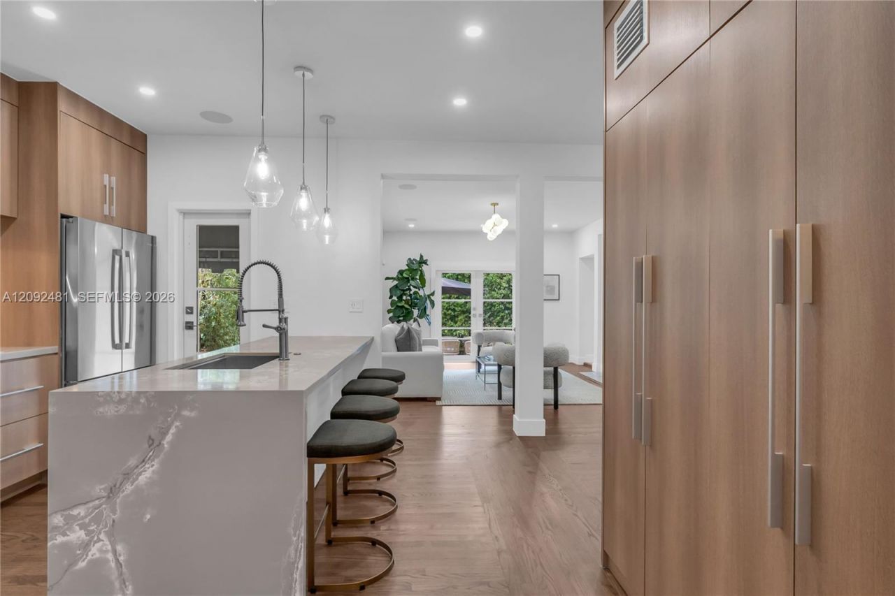 1222 Cortez St, Coral Gables, FL 33134 Photo
