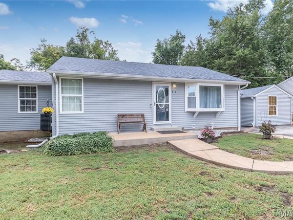 816 Sun Valley S, Arnold, MO 63010