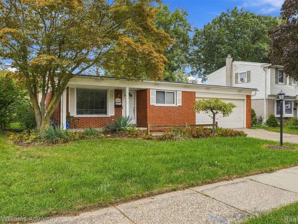 39694 Birchwood Drive , Plymouth Township, Mi 48170