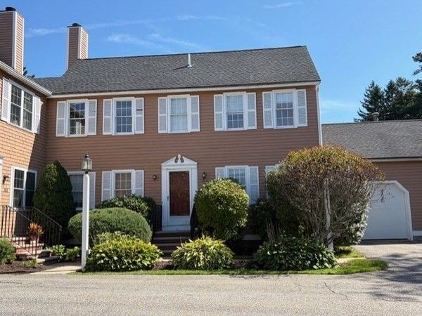 163 Whittier Meadows Drive, Unit 163, Amesbury, MA 01913
