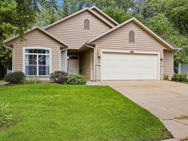 839 Beaver Ridge Court SE, Cedar Rapids, IA 52403