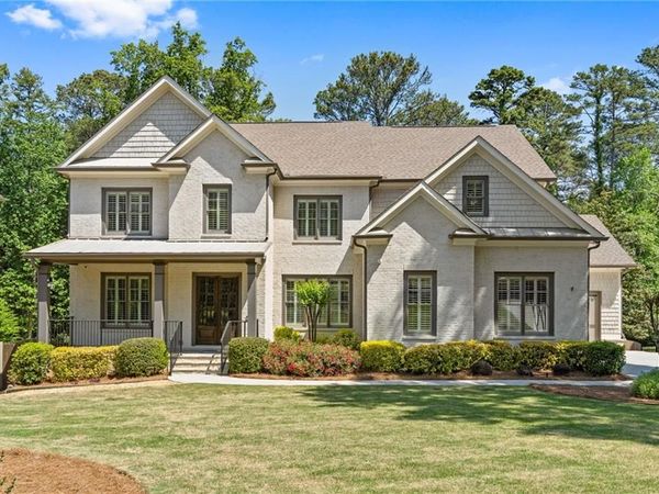 2736 Pangborn Road , Decatur, GA 30033