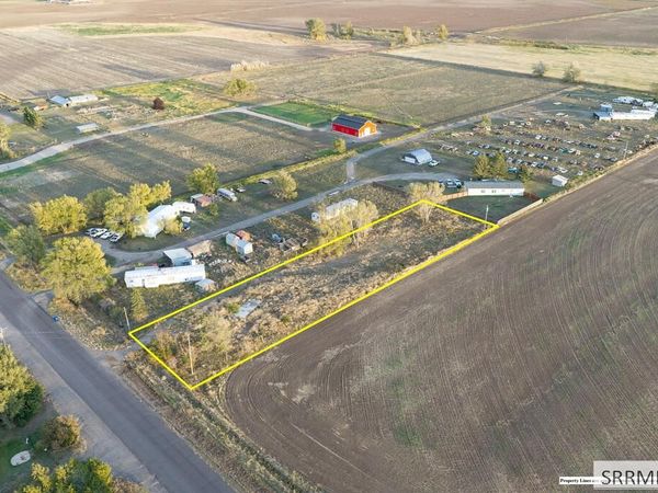 2532 E 300 N, ST ANTHONY, ID 83445