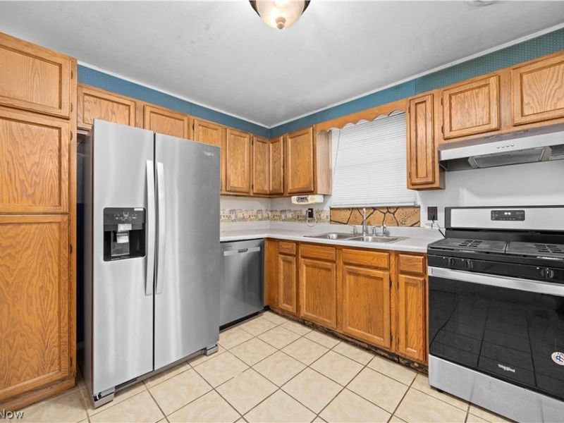 4105 Denison Avenue, Lorain, OH 44055 Photo 11