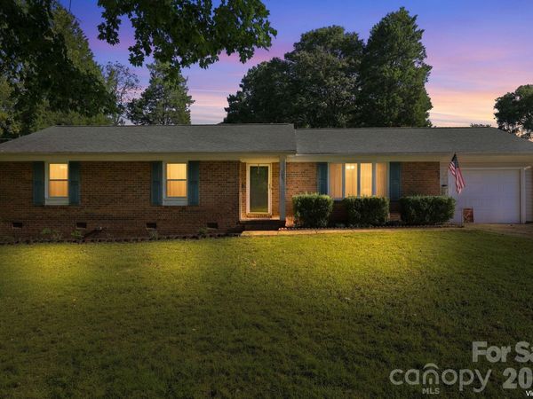 105 Stoneybrook Road, Salisbury, NC 28147