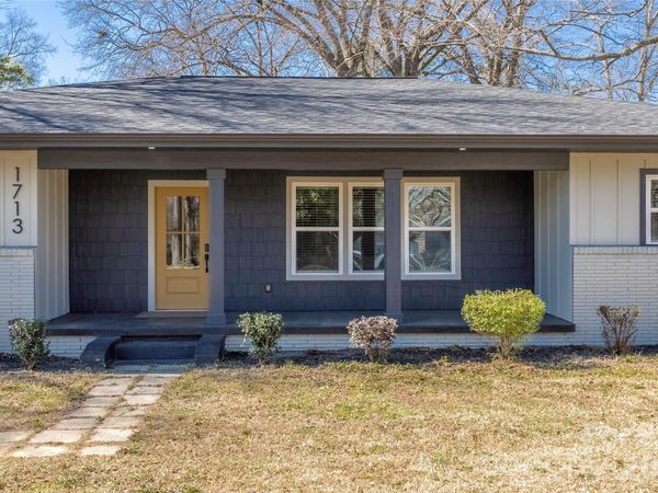 1713 Davis Park Road , Gastonia, NC 28052