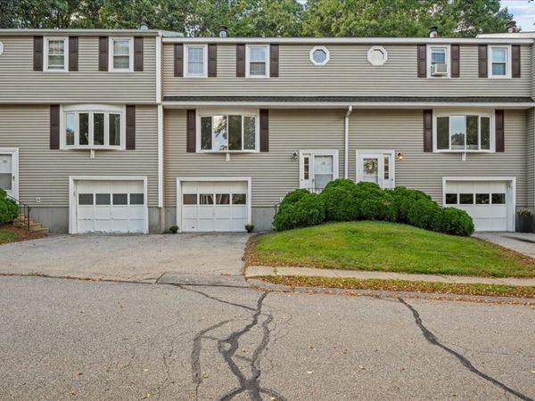 40 Lexington Road, Unit 40, Millbury, MA 01527