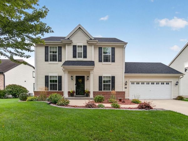 1727 Cloverview STREET, West Bend, WI 53095
