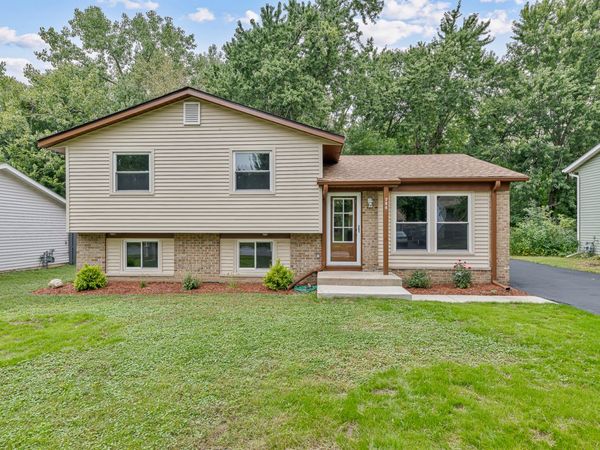 756 Westwind Drive , Bolingbrook, IL 60440