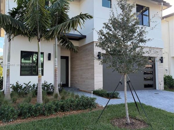 1438 SW 23rd St , Fort Lauderdale, FL 33315