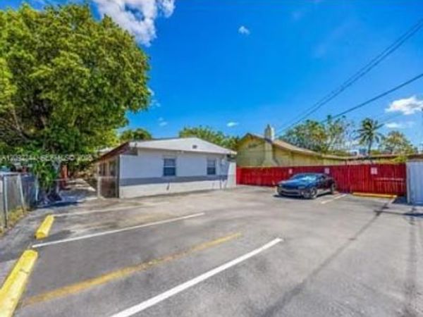 669 NW 28th St , Unit 6, Miami, FL 33127