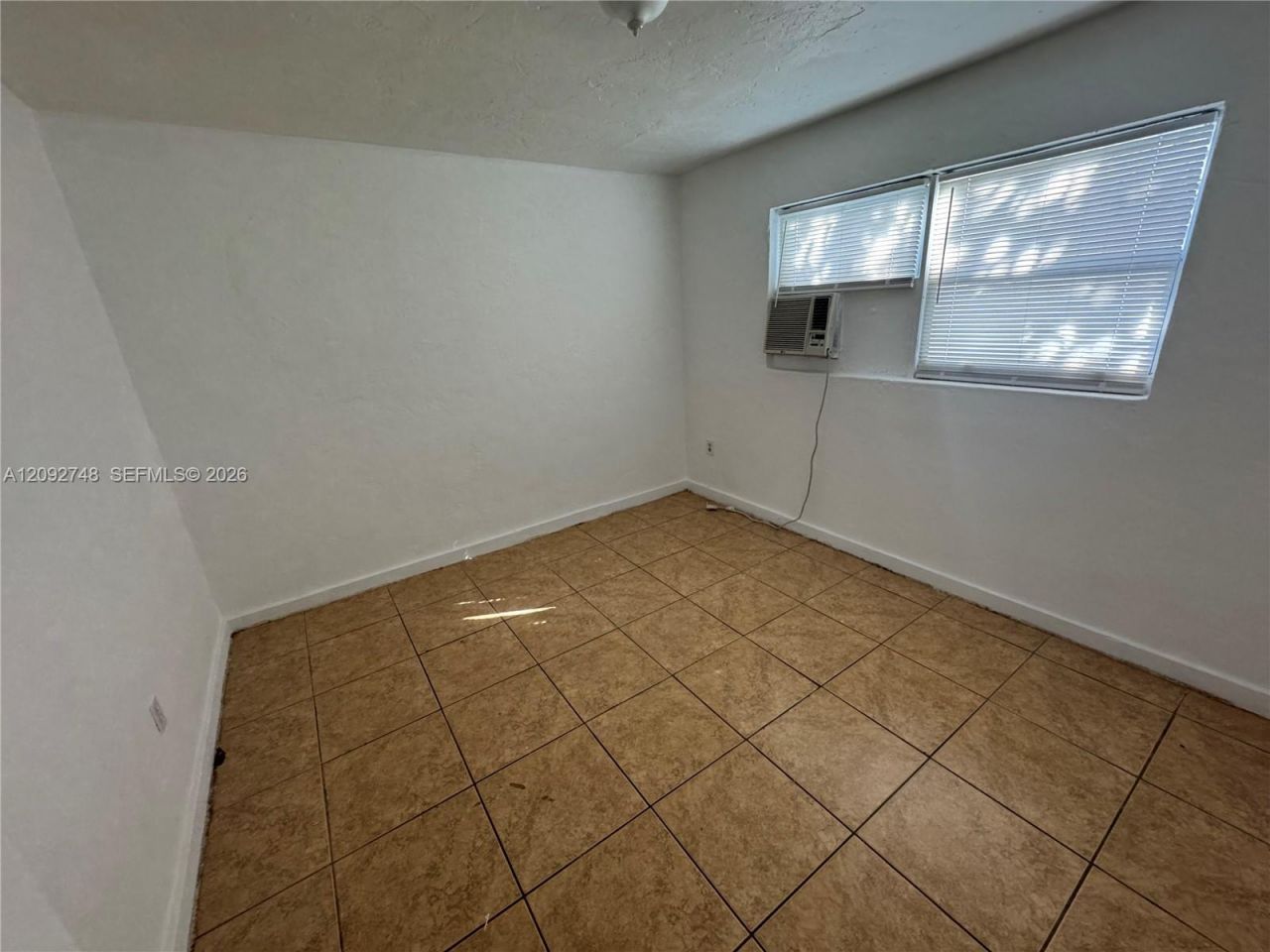 1306 NW 61st St, Unit 8, Miami, FL 33142 Photo