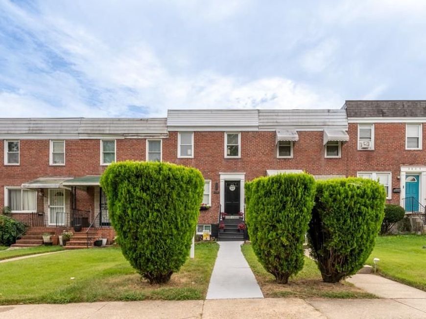 3809 Shannon Drive, Baltimore, MD 21213 Main Photo