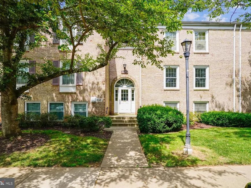 820 Quince Orchard Boulevard, Unit 102, Gaithersburg, MD 20878 Main Photo