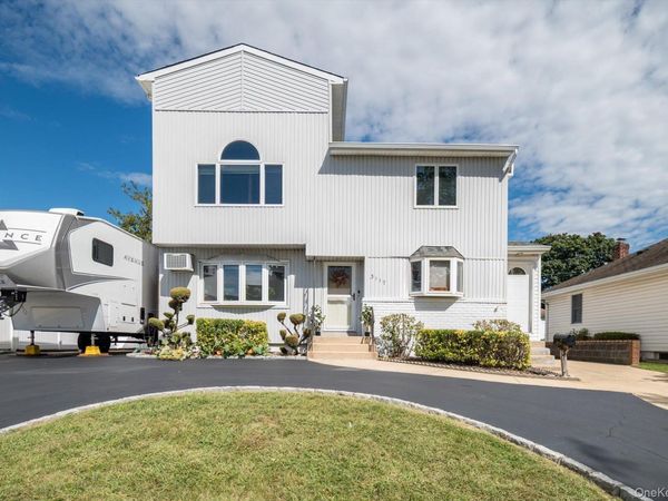 3117 Ward Lane, Wantagh, NY 11793