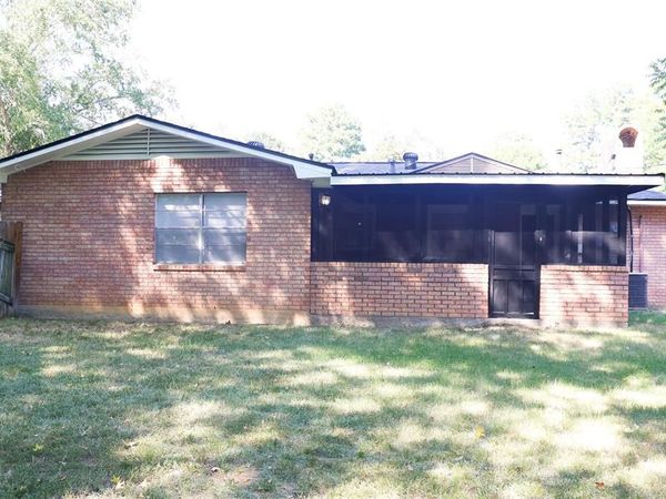 1143 Southland Park Drive, Shreveport, LA 71118