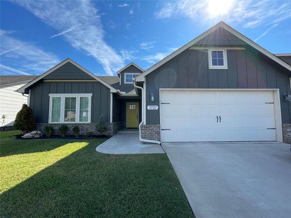 3721 N 39th Street , Broken Arrow, OK 74014