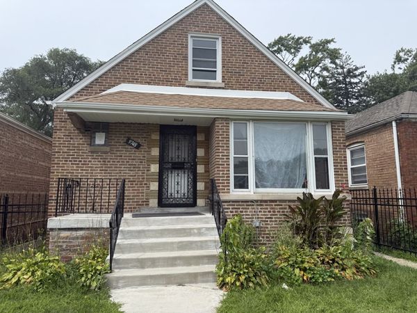 9748 S Ellis Avenue , Chicago, IL 60628