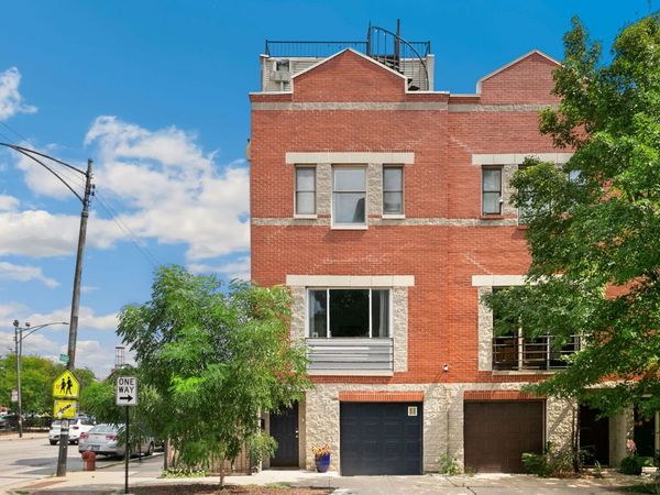 471 N Armour Street , Chicago, IL 60642