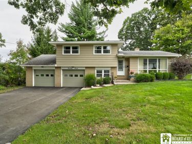24 Hilldale Avenue , Jamestown, NY 14701