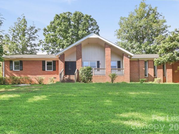 6205 Ferncliff Drive NW, Concord, NC 28027