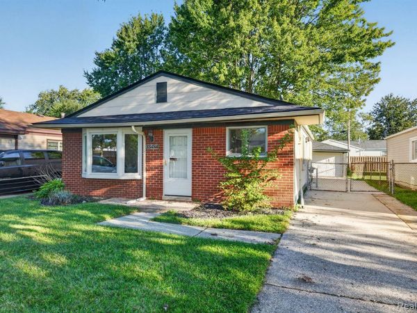 33484 Krauter Street , Westland, Mi 48185