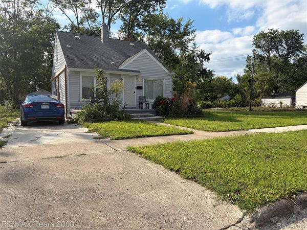 8107 Artesian Street , Detroit, Mi 48228