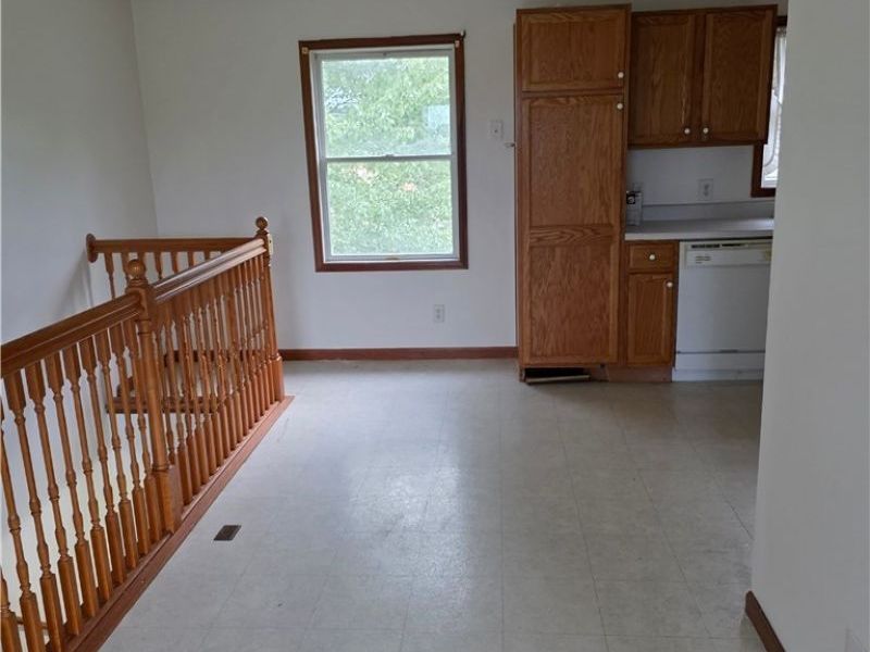 139 Meadowpark Drive, Cambridge, OH 43725 Photo 14
