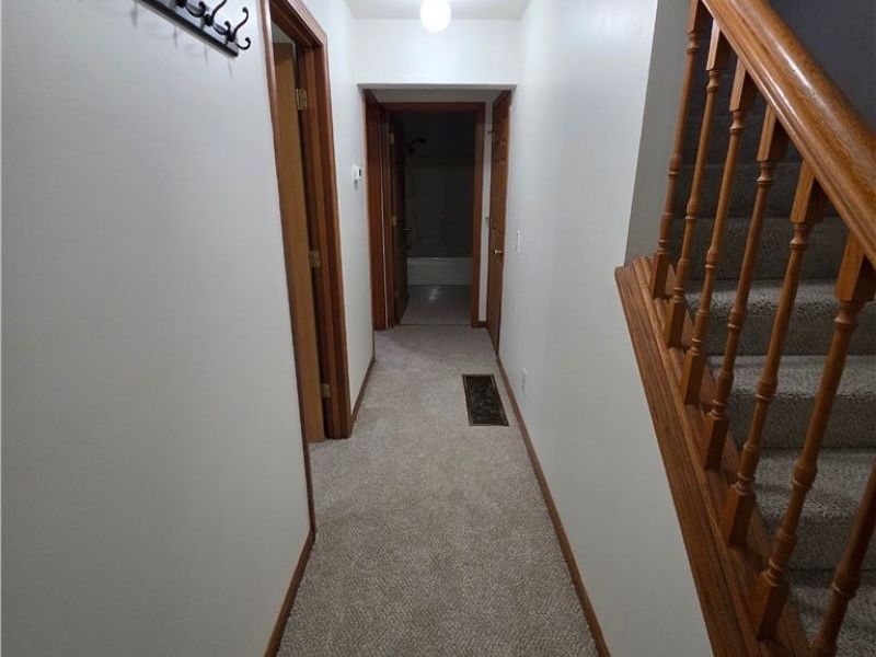 139 Meadowpark Drive, Cambridge, OH 43725 Photo 22