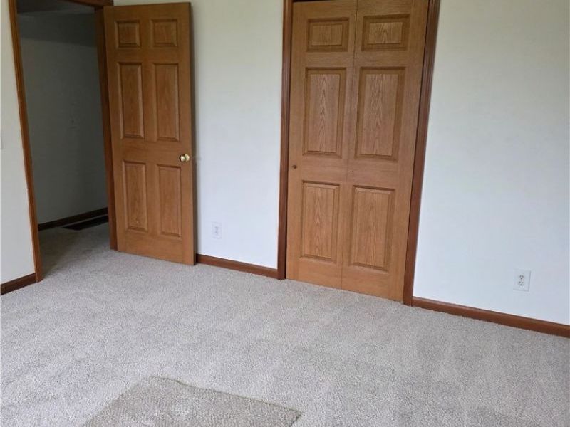 139 Meadowpark Drive, Cambridge, OH 43725 Photo 32