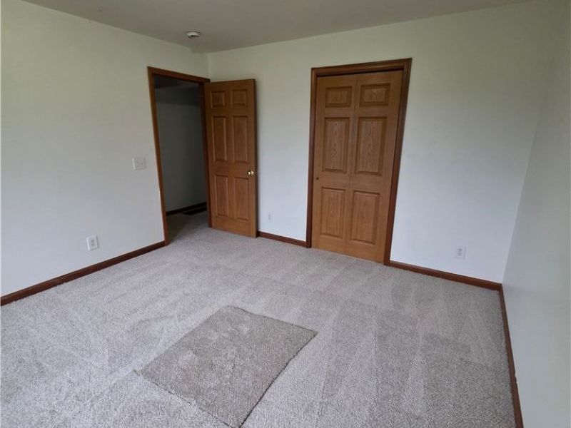 139 Meadowpark Drive, Cambridge, OH 43725 Photo 33