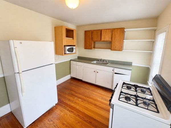 101 Rogers Ave, Unit 3, Somerville, MA 02144