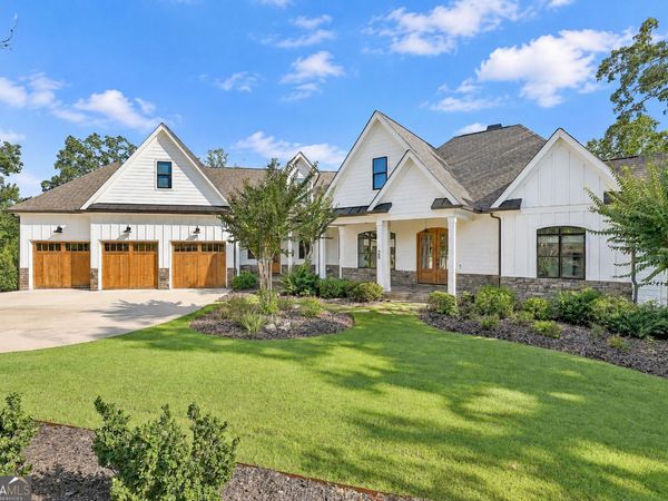 25 Paragon Point, Newnan, GA 30265