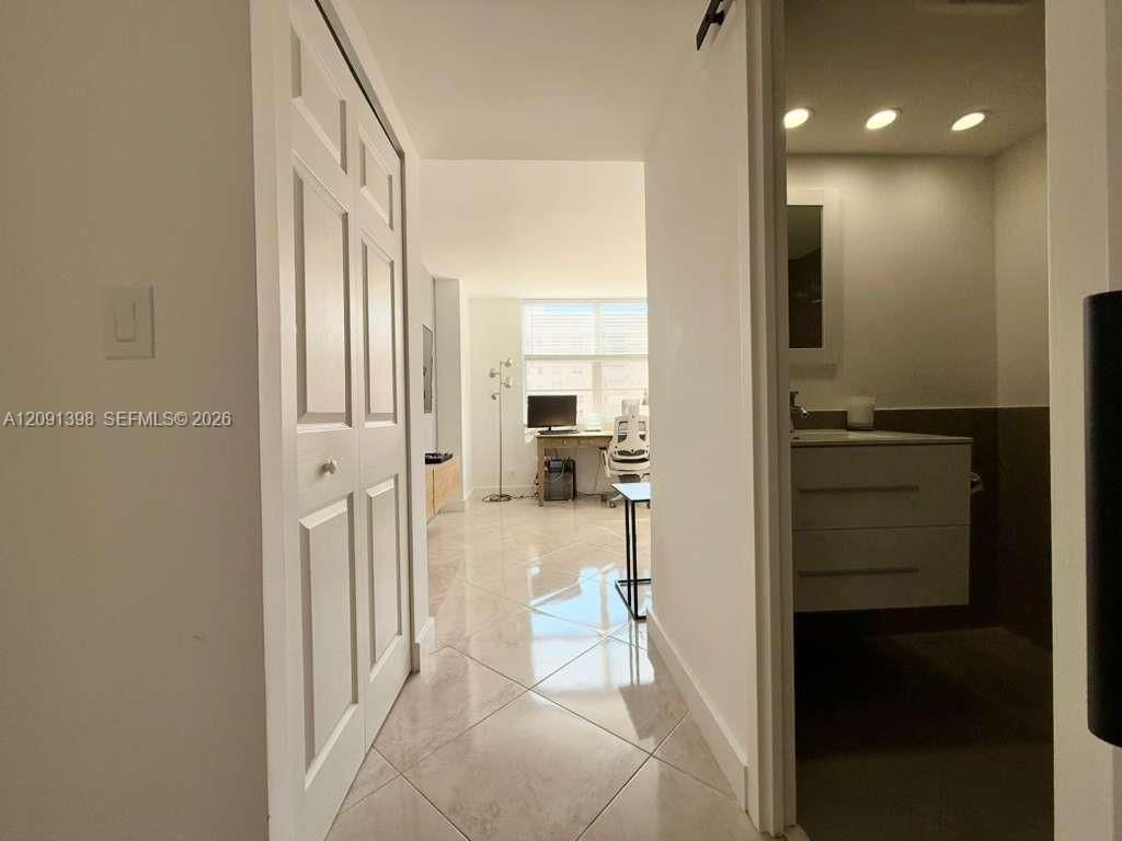 251 174th St , Unit 1712, Sunny Isles Beach, FL 33160 Photo