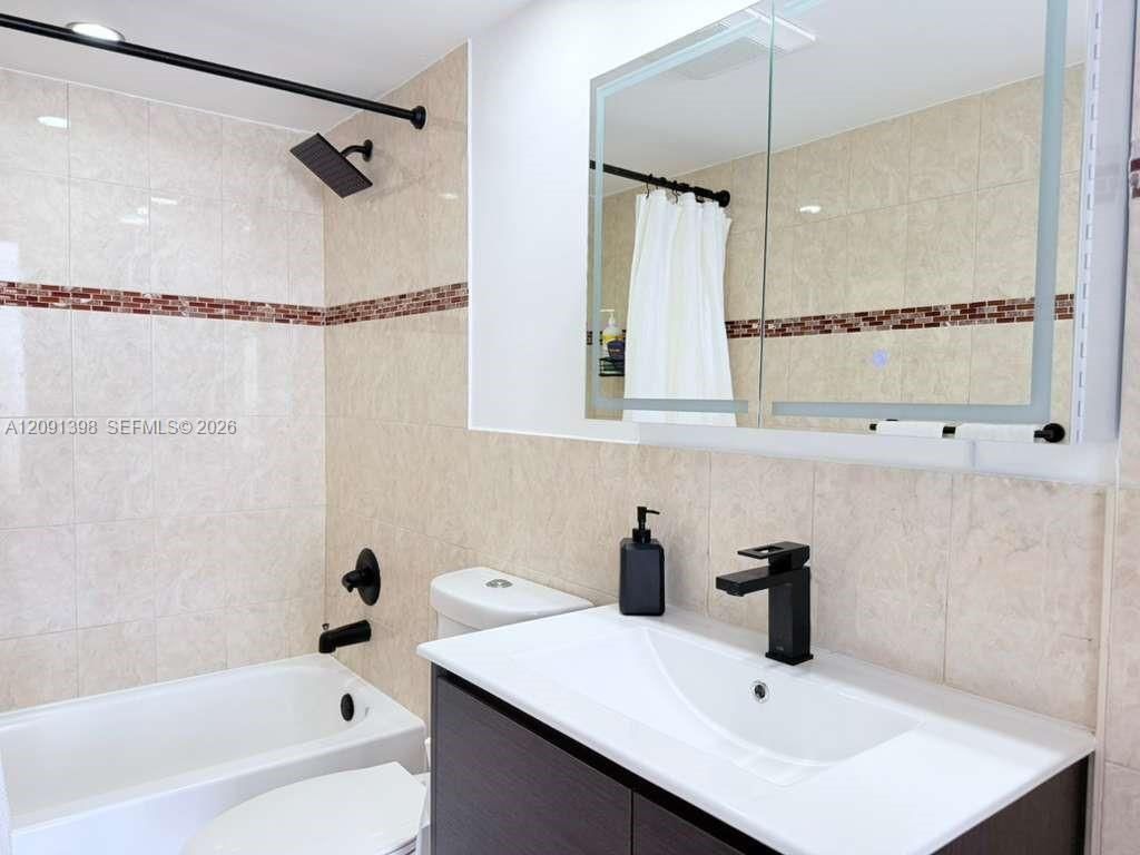 251 174th St , Unit 1712, Sunny Isles Beach, FL 33160 Photo