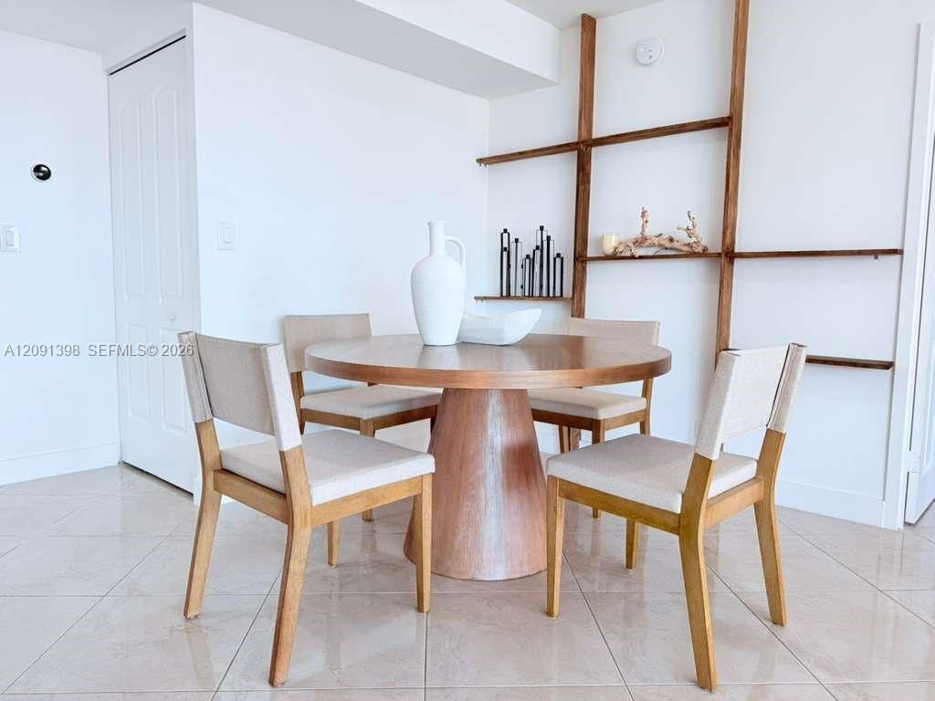 251 174th St , Unit 1712, Sunny Isles Beach, FL 33160 Photo