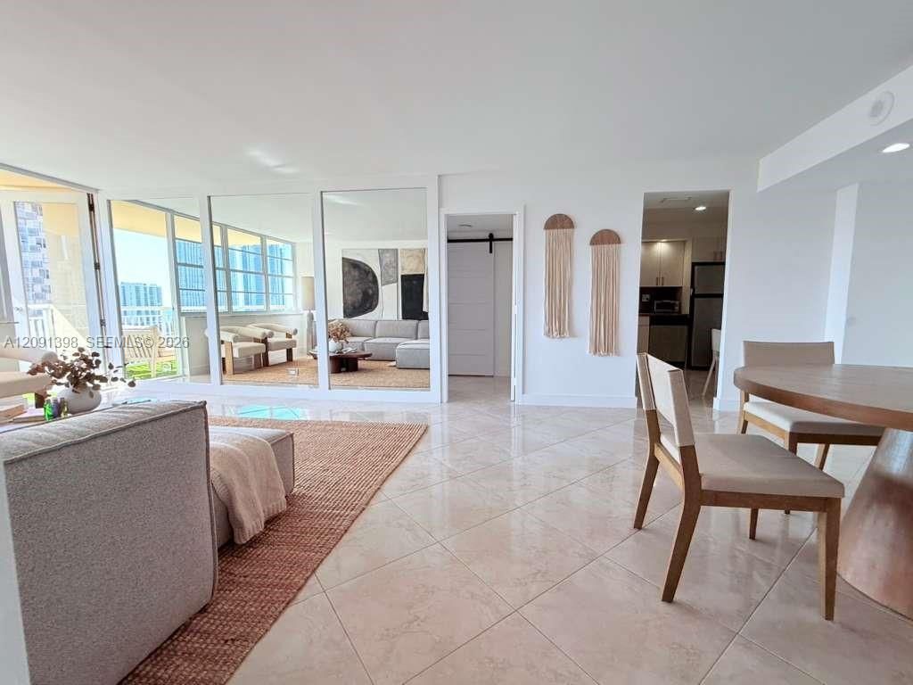 251 174th St , Unit 1712, Sunny Isles Beach, FL 33160 Photo