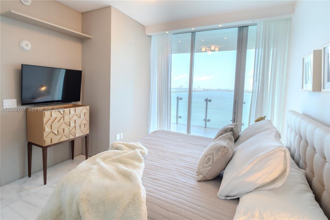 700 NE 26th Ter , Unit 2602, Miami, FL 33137 Photo