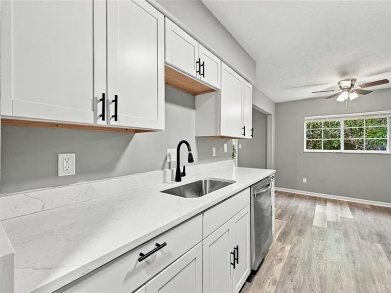 1570 Gelhot Drive, Unit 106, Fairfield, OH 45014 Photo 6