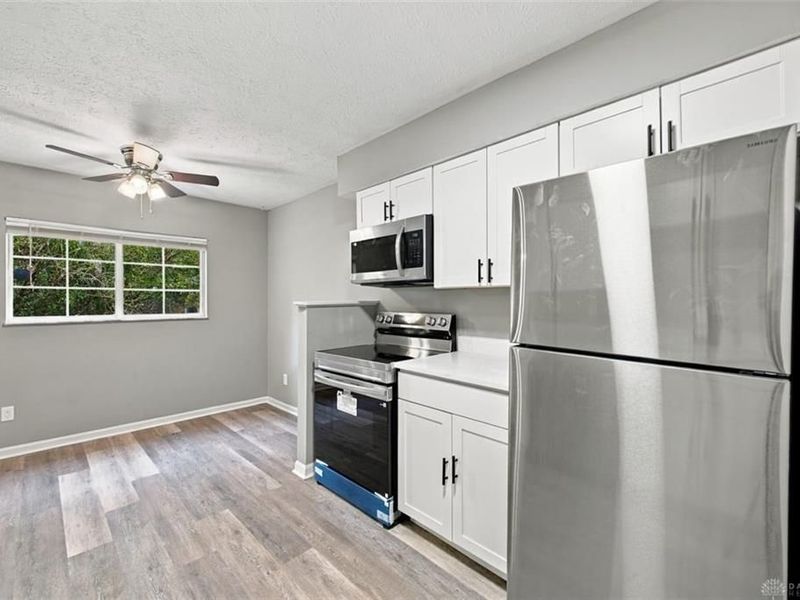 1570 Gelhot Drive, Unit 106, Fairfield, OH 45014 Photo 8