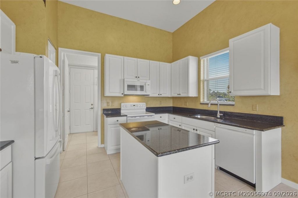 1251 SE Illusion Isle Way, Stuart, FL 34997 Photo