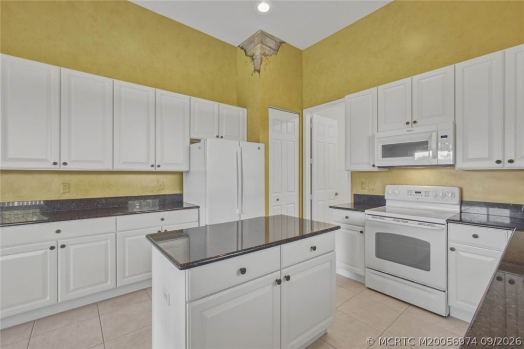 1251 SE Illusion Isle Way, Stuart, FL 34997 Photo