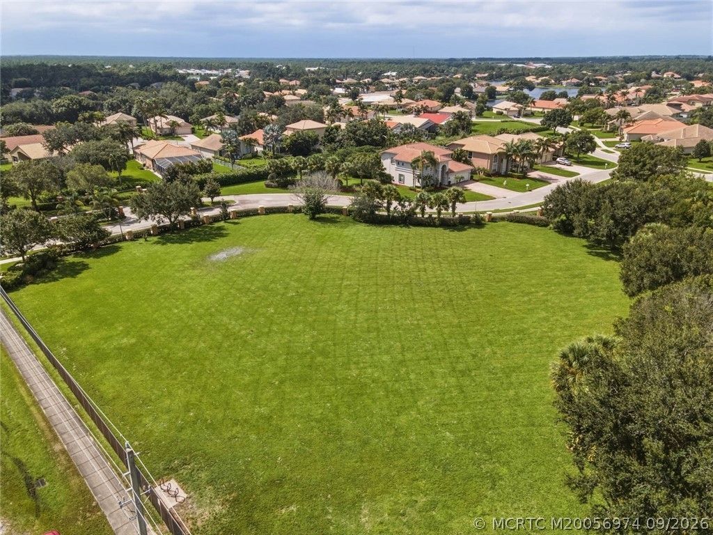 1251 SE Illusion Isle Way, Stuart, FL 34997 Photo