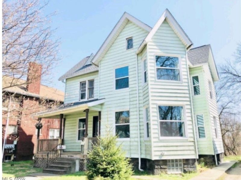 611 Wellman Avenue SE, Massillon, OH 44646 Photo 1