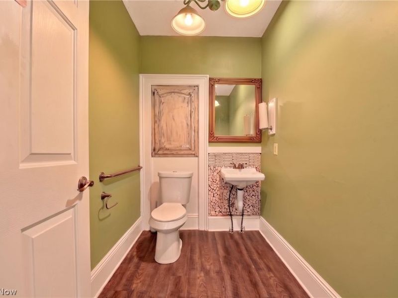 185 Main Street, Wadsworth, OH 44281 Photo 8