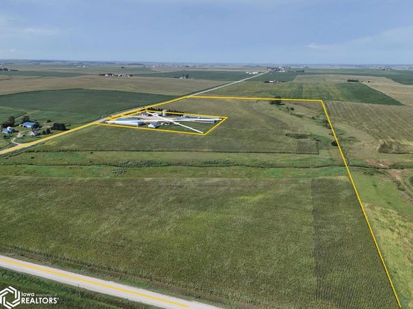Parcel 2 US Hwy 218 at Co. Hwy E40, Van Horne, IA 52346