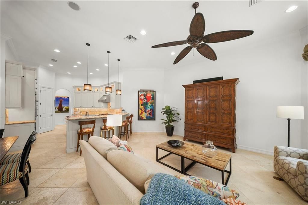 6477 Costa Cir , Naples, FL 34113 Photo
