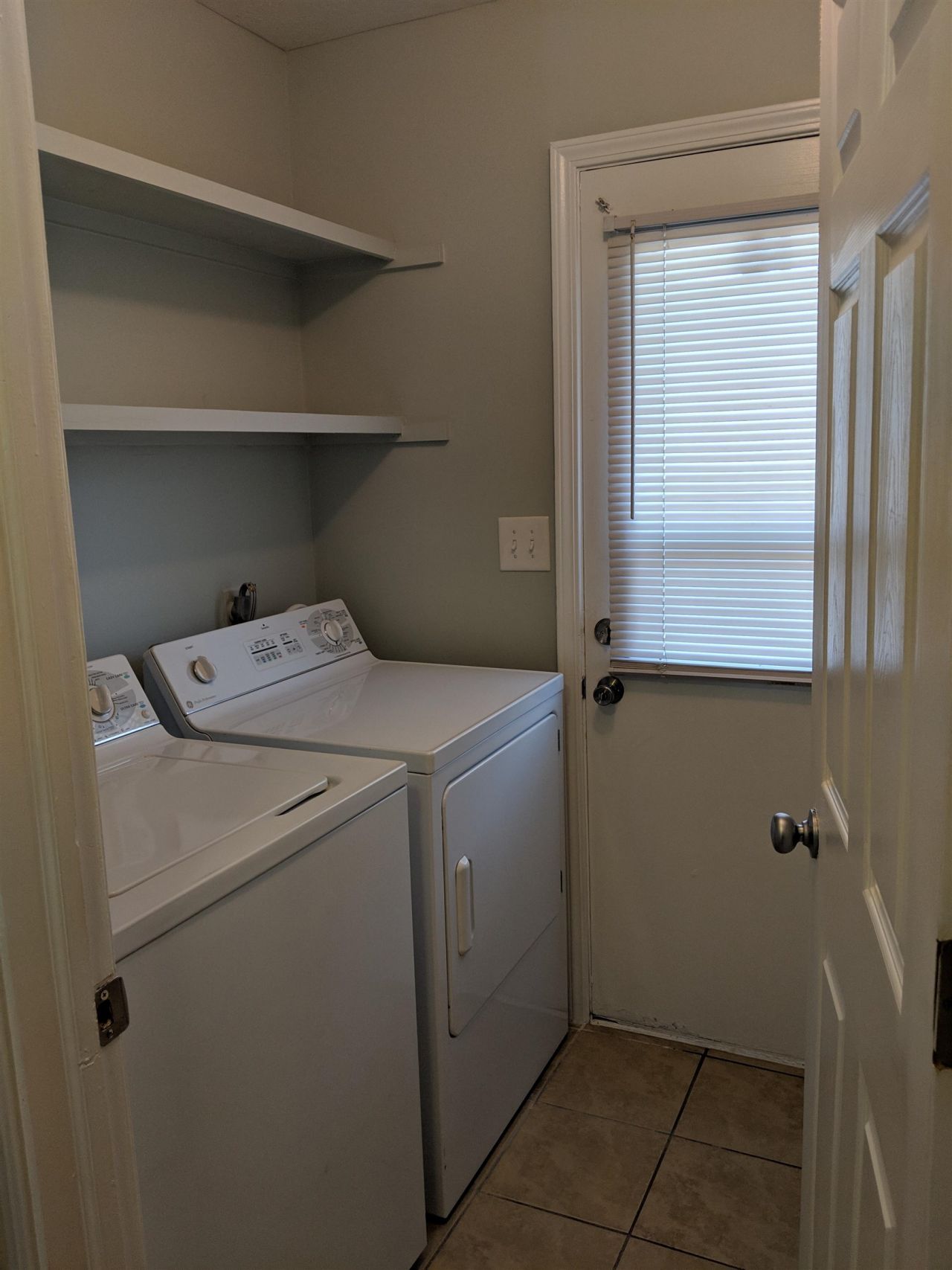 755 Burcale Rd. Photo 10